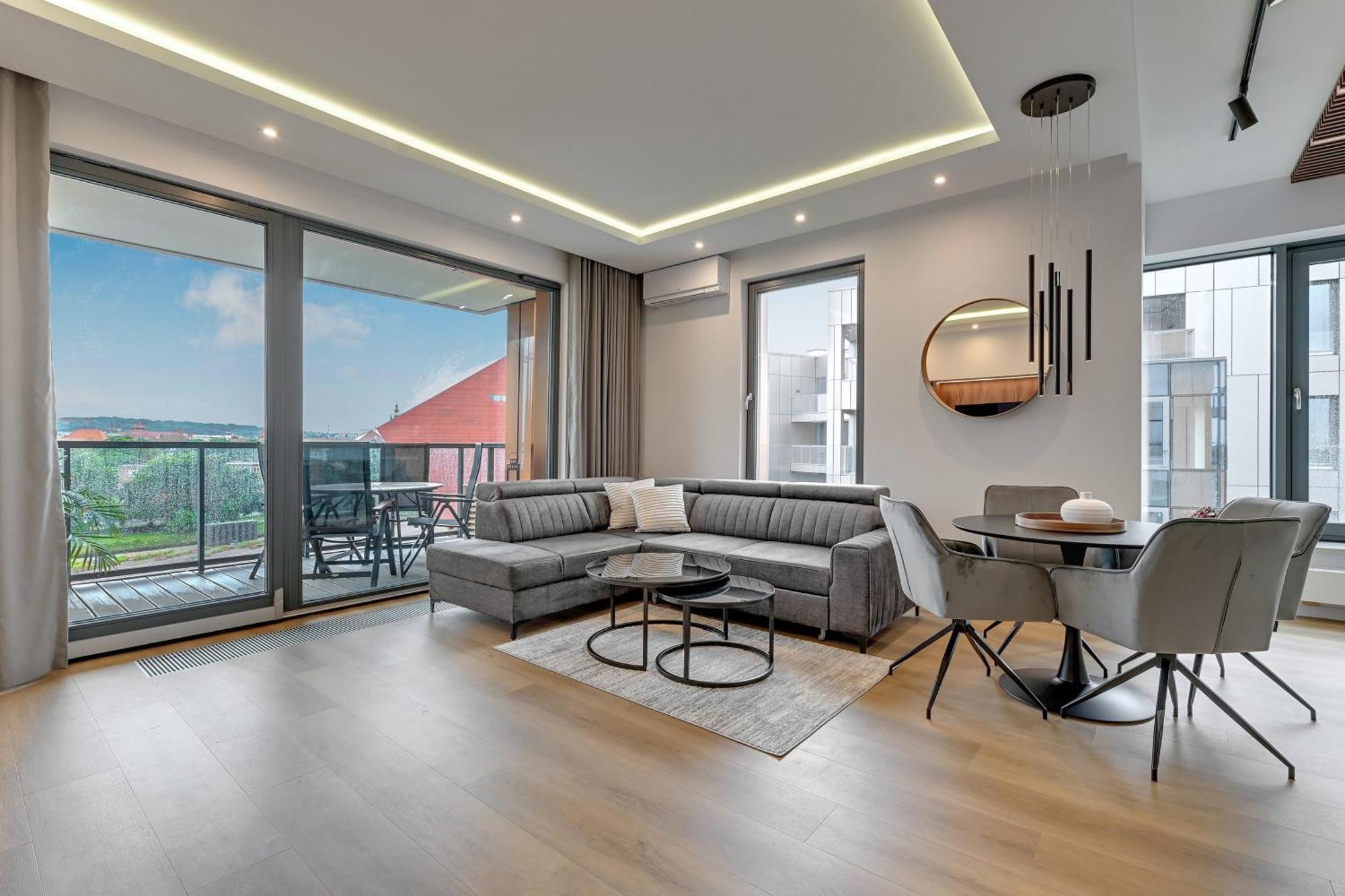 Brabank Riverside - Sauna, Business & Gym By Downtown Apartments Гданськ Екстер'єр фото